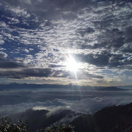 Green view resort New Tehri Buitenkant foto
