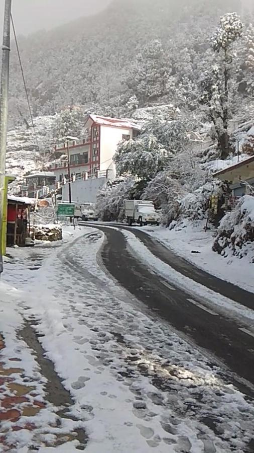 Green view resort New Tehri Buitenkant foto