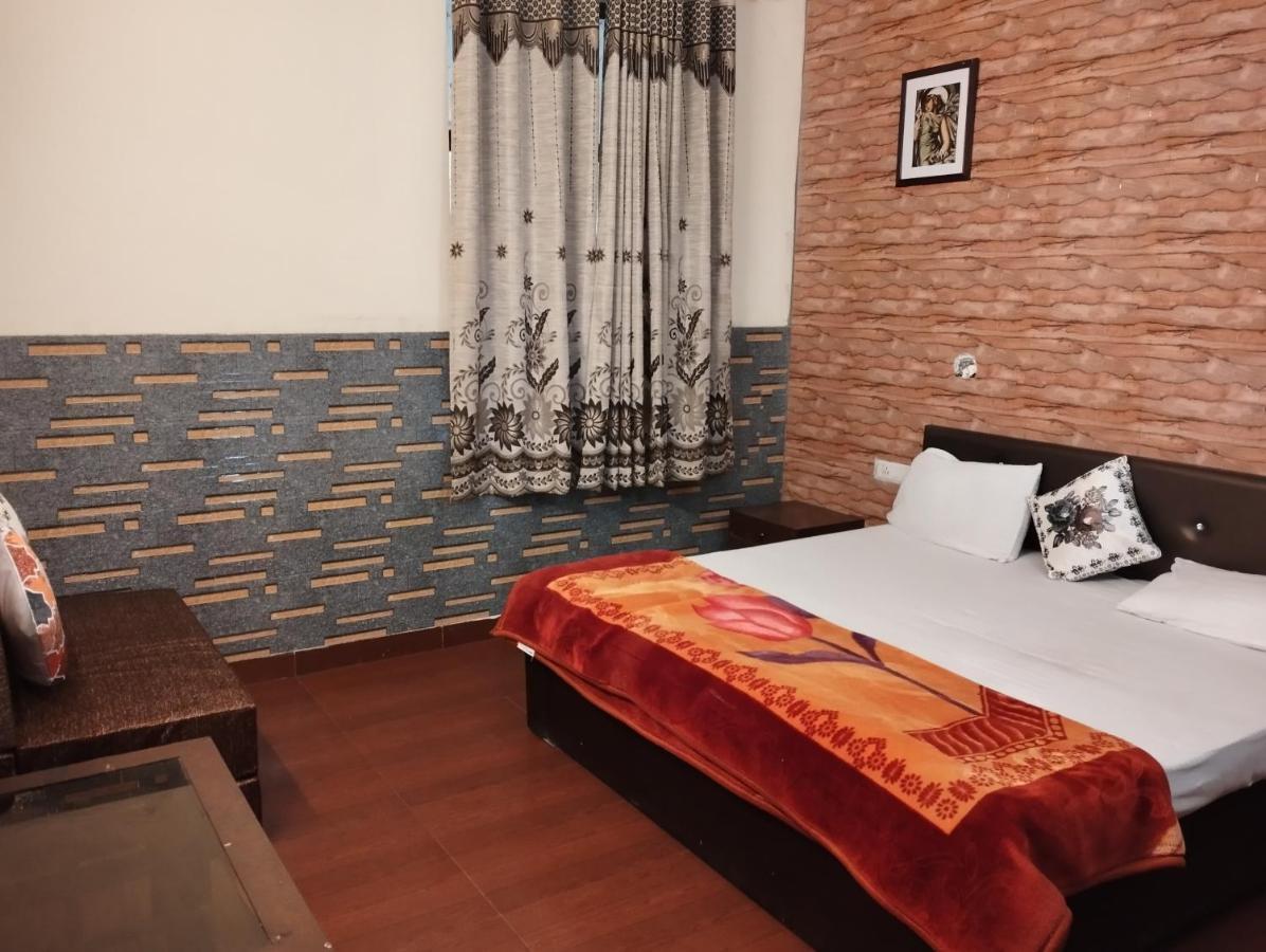 Green view resort New Tehri Buitenkant foto